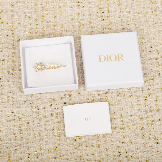 Christian Dior CD Flower Pearl Hair Clip