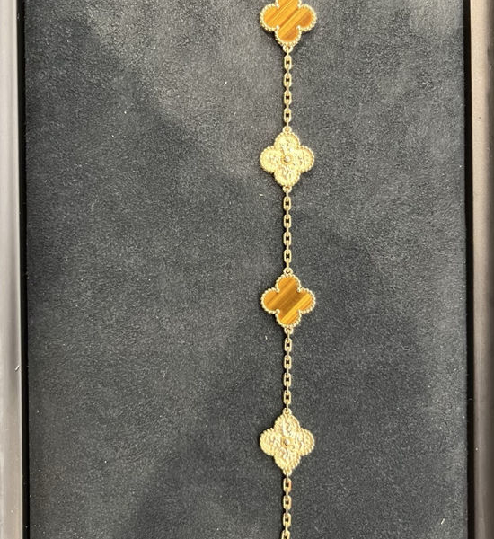 Van Cleef & Arpels VCA Premium Tiger s Eye Stone Bracelet