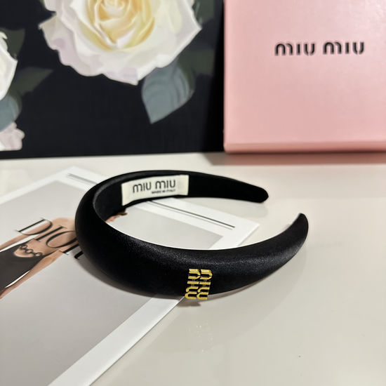 Miu Miu Comfortable Non Slip Hair Hoop
