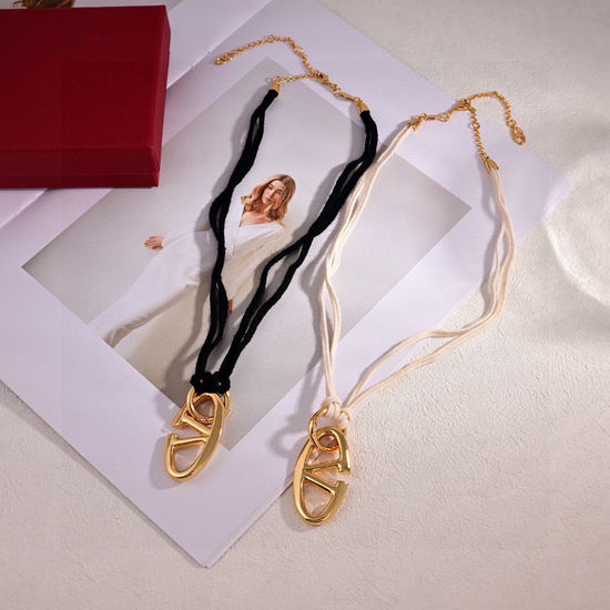 Valentino Classic Versatile Unique Design Necklace