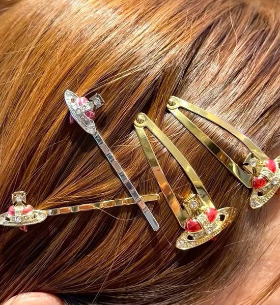 Vivienne Westhood Stylish Saturn Pattern Hair Clips