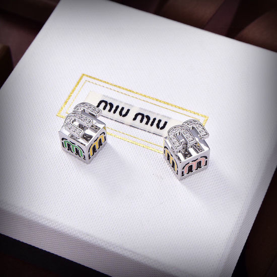 Miu Miu Minimalist Versatile Daily Wear Stud Earrings