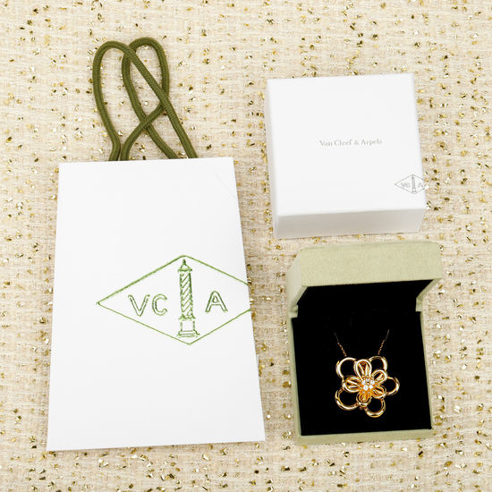 Van Cleef & Arpels VCA Floral Pendant Double Layer Necklace