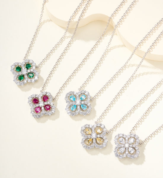 Harry Winston Flower Shaped Diamond Necklace