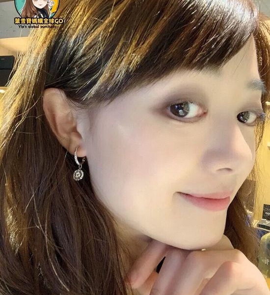 Swarovski Round Crystal Dancing Stone Stud Earrings