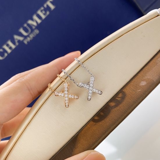 Chaumet Cross Design Clasp Pendant Necklace