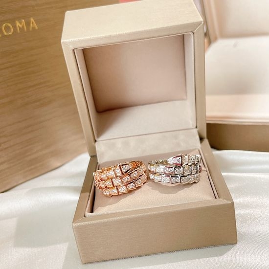 Bottega Veneta BV Full Diamond Snake Design Silver Ring