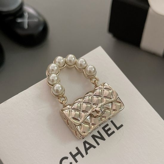 Chanel Bag Shape Brooch Jewelry