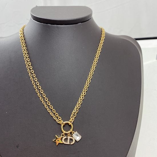Christian Dior CD Fine Crafted Elegant Pendant Necklace