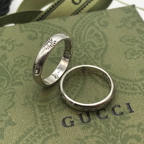 Gucci Slim Engraved Text Ring