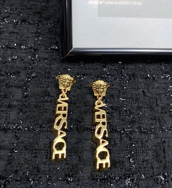 VERSACE Exquisite Premium Stud Earrings Fine Workmanship