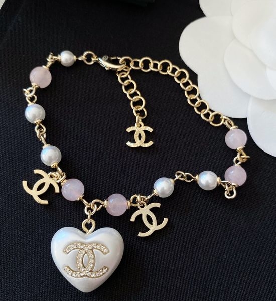 Chanel White Heart Beaded Bracelet Hand Woven Chain