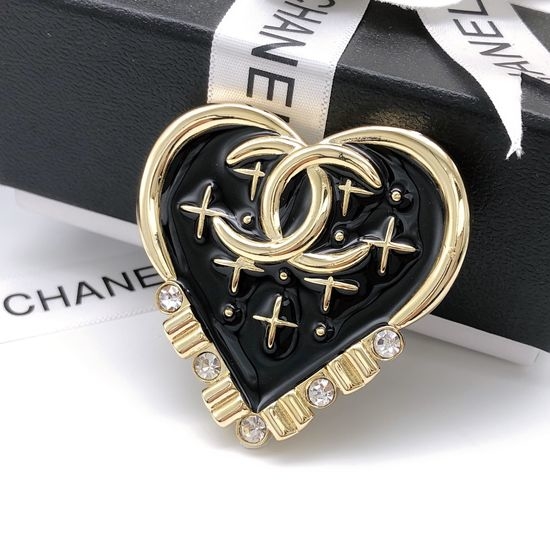 Chanel Heart Plaid Diamond Stud Earrings