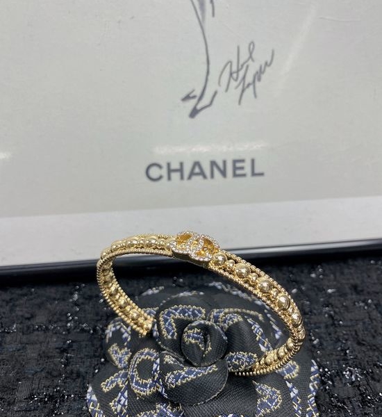 Chanel Delicate Elegant Daily Wear Bracelet
