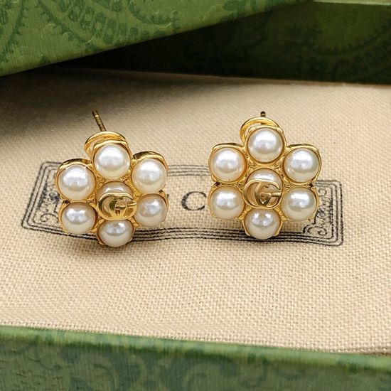 Gucci Seed Bead Stud Earrings Retro Style
