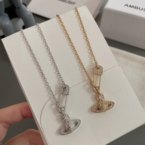 Vivienne Westhood Saturn Pin Pendant Necklace