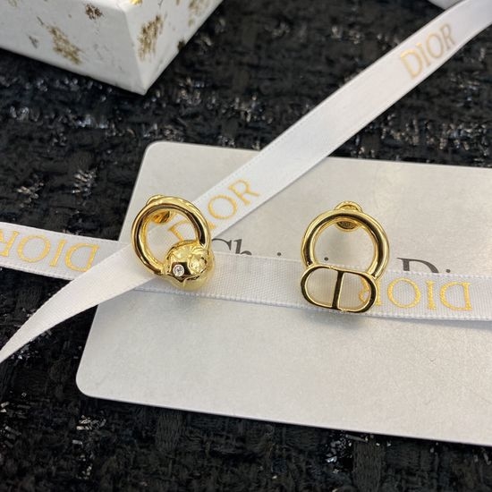 Christian Dior CD Delicate Premium Earrings