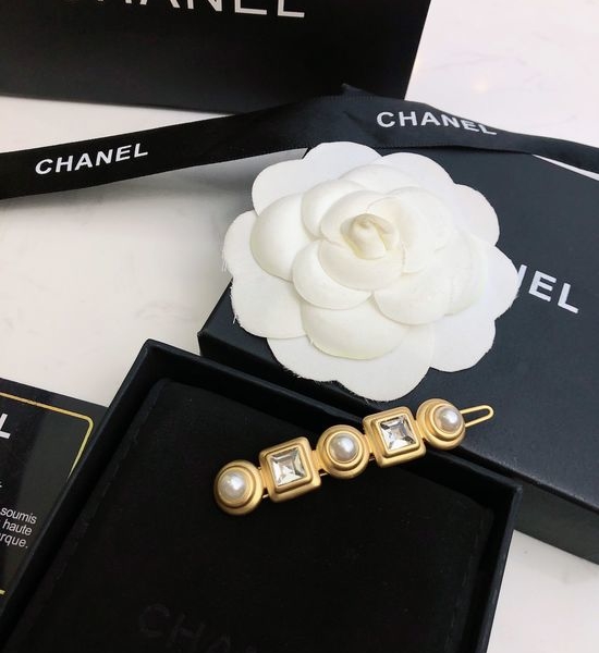 Chanel Classic Logo Fashion Hair Clip