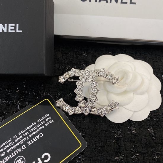 Chanel Exquisite Fairy-like Brooch with Delicate Details