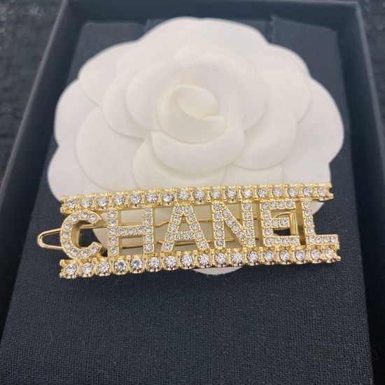 Chanel Camellia Hair Clip Exquisite Craftsmanship