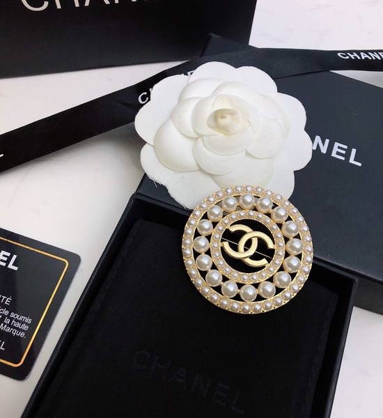 Chanel New Versatile Brooch Premium Quality