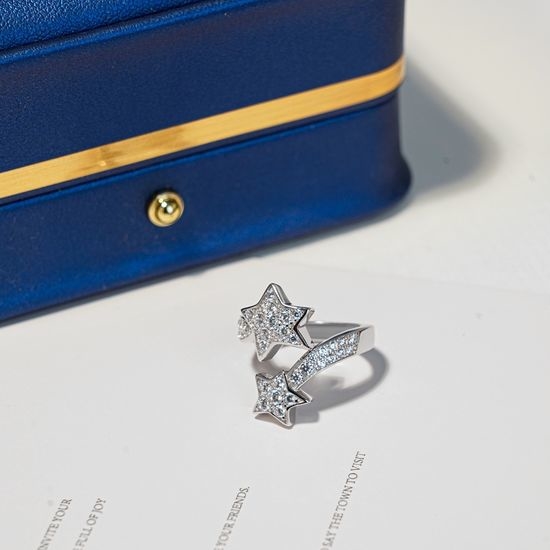 Chanel Comet Inlaid Diamond Ring Luxury Shiny Jewelry