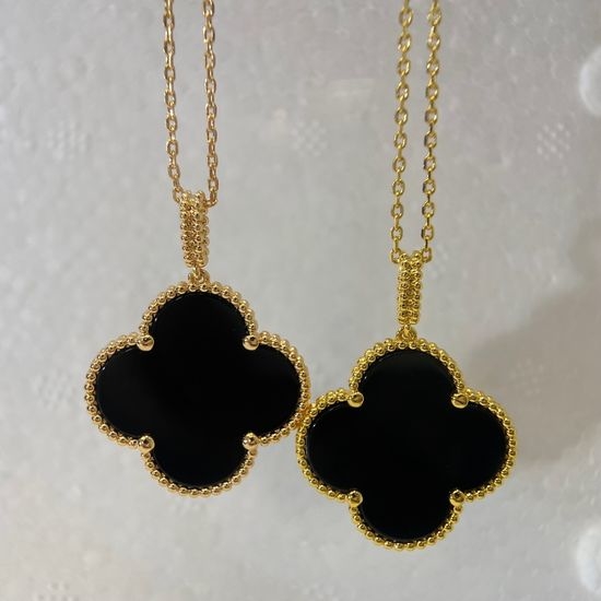 Van Cleef & Arpels VCA Black Onyx Clover Pendant Necklace