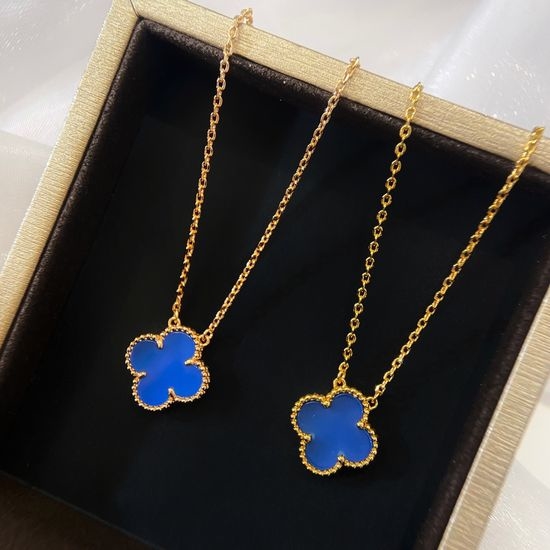 Van Cleef & Arpels VCA Blue Agate Clover Pendant Necklace