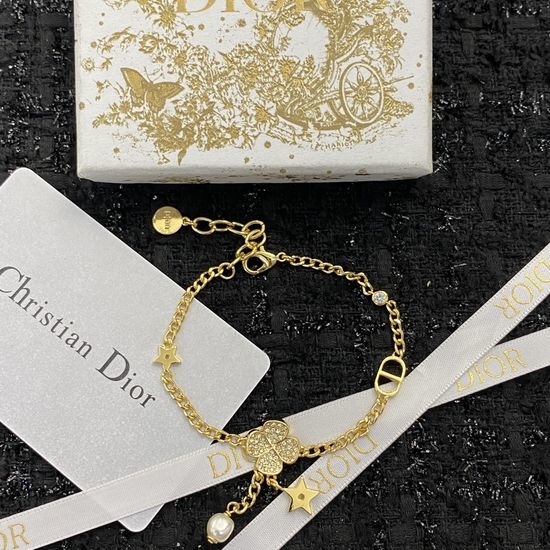 Christian Dior CD Classic Premium Metal Bracelet