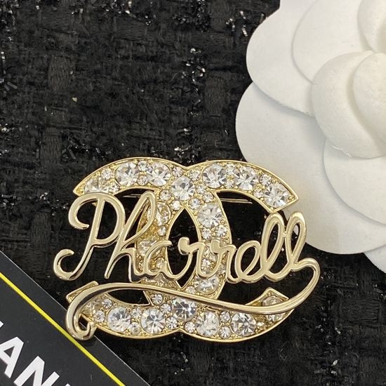 Chanel Versatile Brooch Timeless Elegant Style