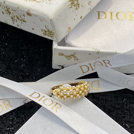 Christian Dior CD Elegant Pearl Fashion Ring