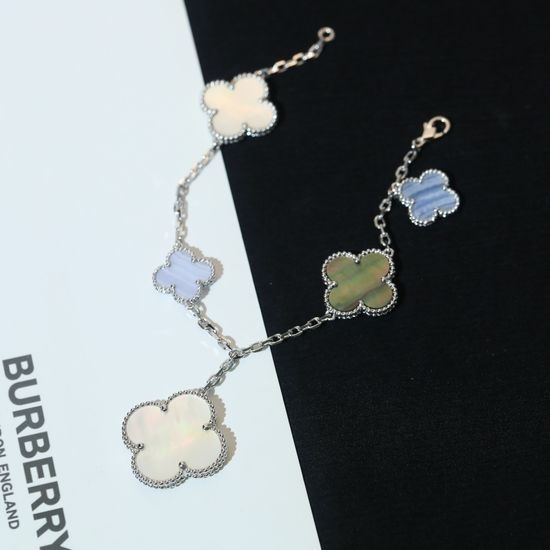 Van Cleef & Arpels VCA Natural Mother of Pearl Clover Bracelet