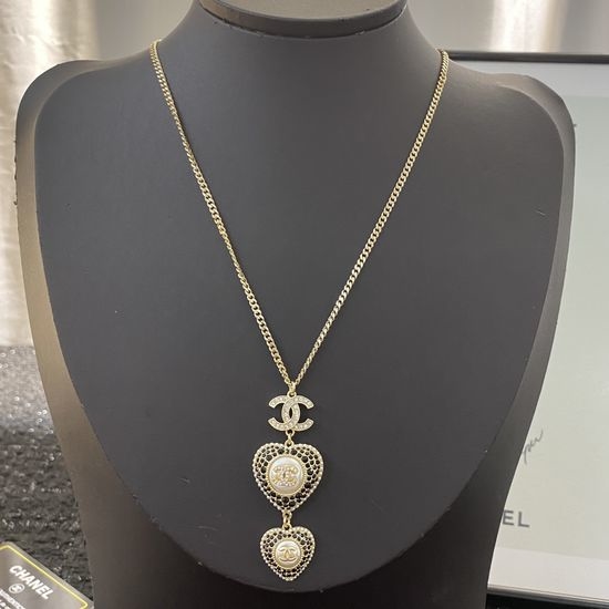 Chanel Diamond Double Heart Pearl Necklace