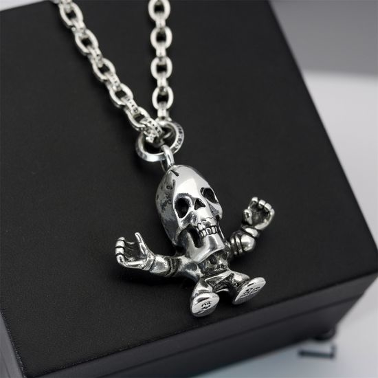 Chrome Hearts Vintage Skull Pendant Necklace
