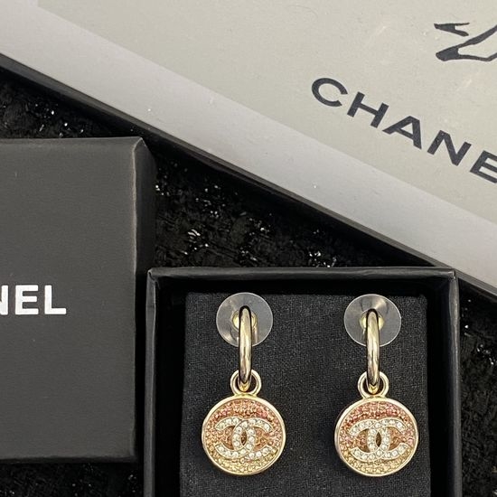 Chanel Chanel Gradient Coin Diamond Earrings