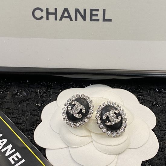 Chanel Chanel Lambskin Diamond-like Earrings