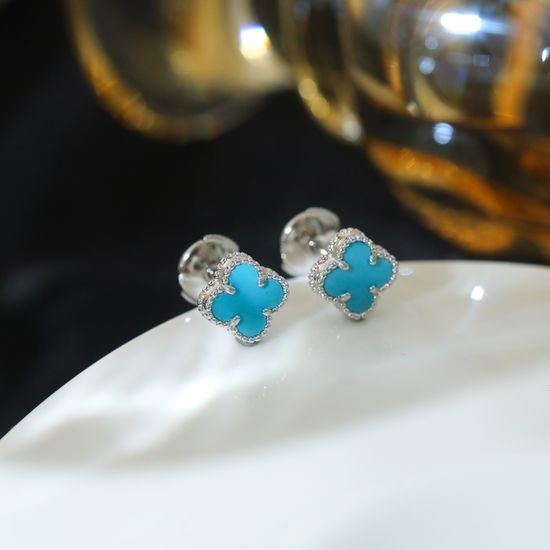 Van Cleef & Arpels VCA Four-Leaf Clover Mini Turquoise Stud Earrings