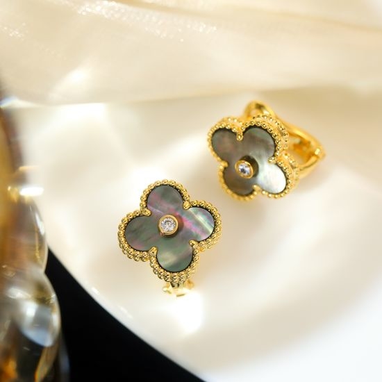 Van Cleef & Arpels VCA Gray Mother of Pearl Clover Earrings