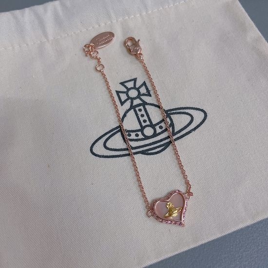 Vivienne Westhood Saturn Heart Bracelet with Crystal