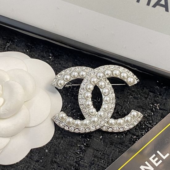 Chanel High Quality Exquisite Brooch Durable