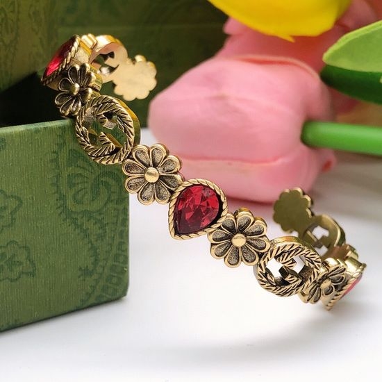 Gucci Flower Bangle Elegant Classic Jewelry Accessory