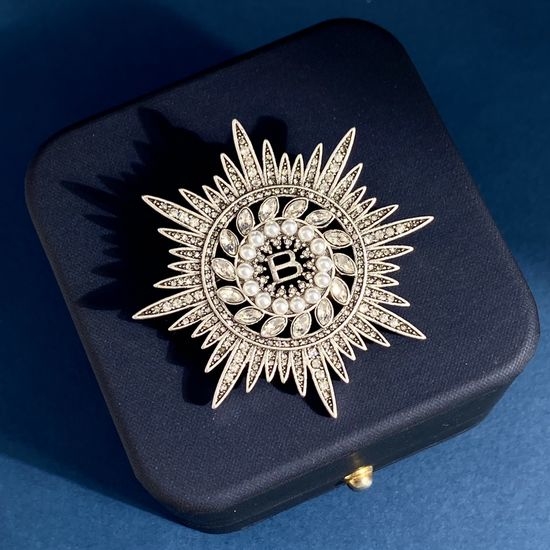 Balenciaga Vintage B-letter Pearl Brooch Pin