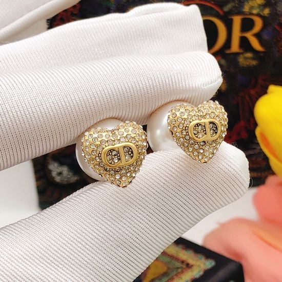 Christian Dior CD Heart Letter Vintage Metal Earrings