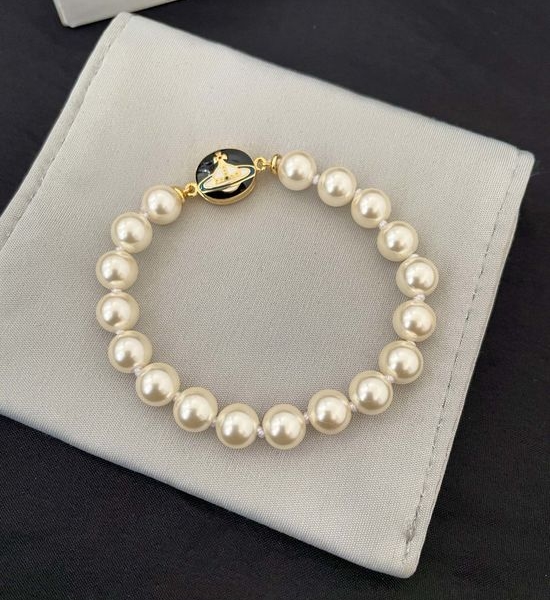 Vivienne Westhood Planet Pearl Jewelry Set