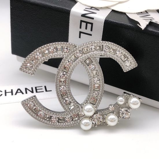 Chanel Star Pearl Rhinestone Brooch Silver Plated