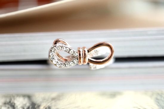 Swarovski Bow Knot Open Style Ring