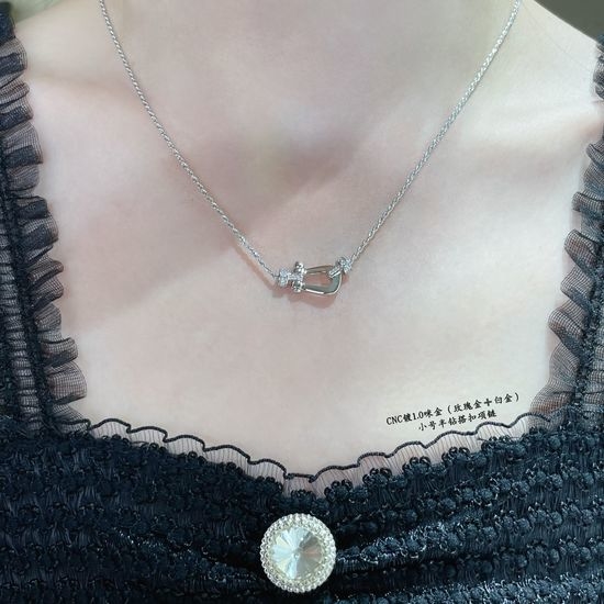 Fred Fred Half-Diamond Horsebit Necklace