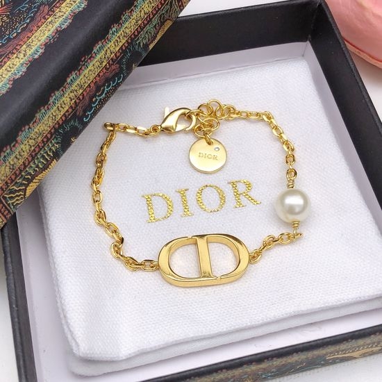 Christian Dior CD Elegant Pearl Decor Bracelet