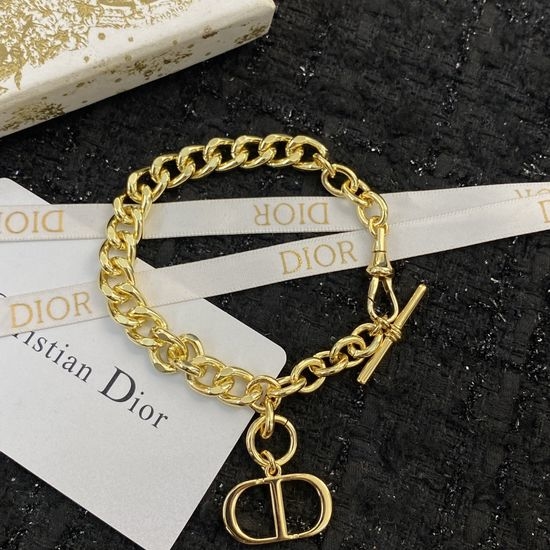 Christian Dior CD Premium Quality Fine Workmanship Bracelet