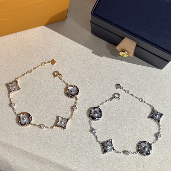 Louis Vuitton LV LV Monogram Gradient Gray Mother-of-Pearl Bracelet